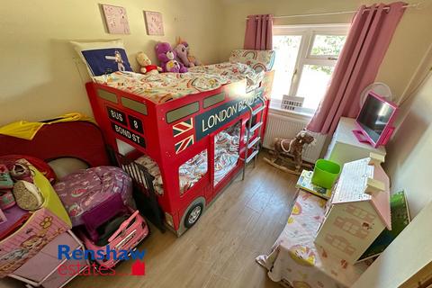 69 Derbyshire Drive, Ilkeston, DE7 4LG