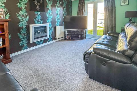 3 bedroom terraced house for sale, Hollist Chase, Littlehampton BN17