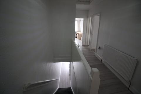 2 bedroom flat to rent, 34A Prior Deram Walk, Coventry, CV4 8FT
