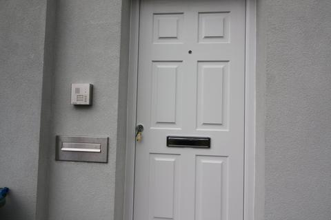 2 bedroom flat to rent, 28 Prior Derem Walk (Flat 1), Coventry, CV4 8FT