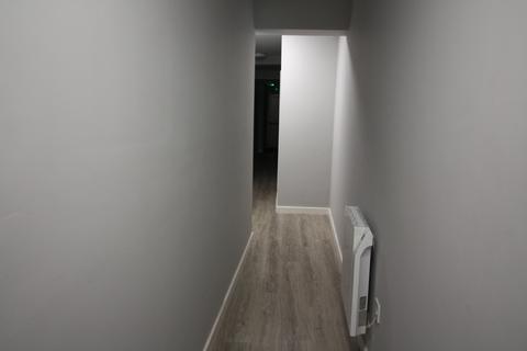 2 bedroom flat to rent, 28 Prior Derem Walk (Flat 1), Coventry, CV4 8FT