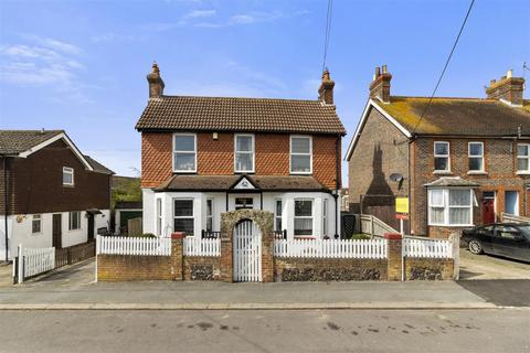 4 bedroom detached house for sale, Summerheath Road, Hailsham