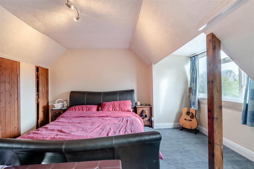 8643651-interior16.jpg