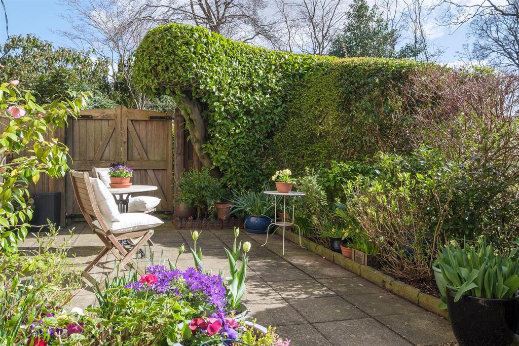 Private Garden
