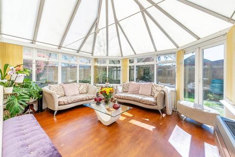 5 bedroom end of terrace house for sale, Honeypot Lane, Kingsbury, London, NW9