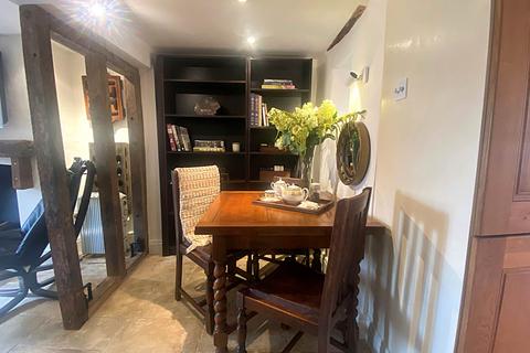 9 New Road, Watlington, OX49 5QS