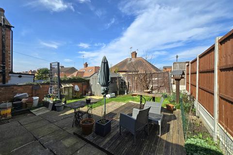 57 Norton Road, Northampton, NN2 7TL