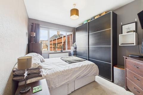 57 Norton Road, Northampton, NN2 7TL