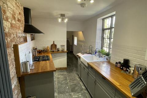 26 Bridge Street, Hereford, HR4 9DG