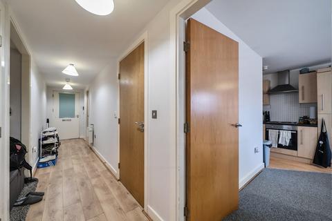 2 bedroom flat for sale, Spring Street, Hull, East Riding of Yorkshi, HU2