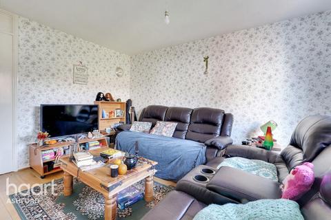 undefined, Nethersole Close, CANTERBURY