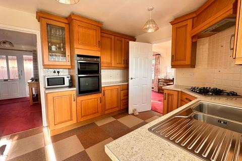 3 bedroom detached bungalow for sale, Dorset Drive, Melton Mowbray, LE13 0JN