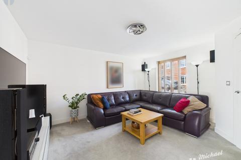 3 bedroom semi-detached house for sale, Calville Gardens, Aylesbury, Buckinghamshire