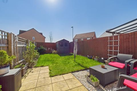 3 bedroom semi-detached house for sale, Calville Gardens, Aylesbury, Buckinghamshire