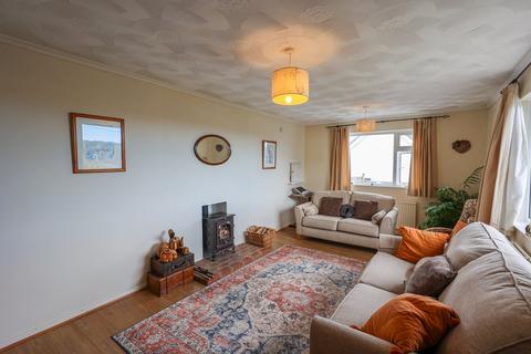 14 Mountstephen Close, St Austell, PL25 5DZ