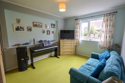 14 Mountstephen Close, St Austell, PL25 5DZ