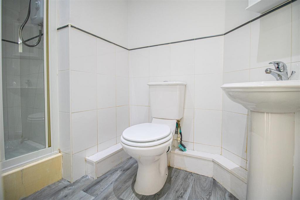 Bedroom 1 En-Suite