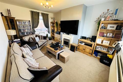 1 Thomas Road, Stainforth, Doncaster, DN7 5QH