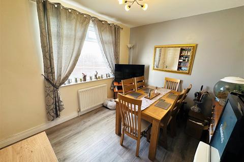 1 Thomas Road, Stainforth, Doncaster, DN7 5QH