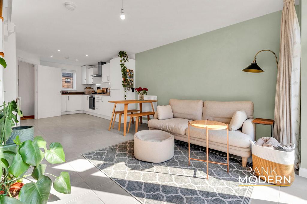 Living / Kitchen / Diner