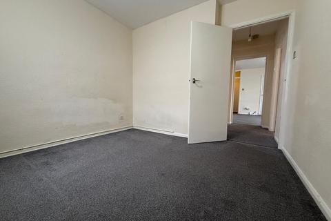 2 bedroom terraced house to rent, Longbridge Road, Barking IG11
