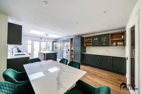 76 Park Road, Beckenham, BR3 1QH