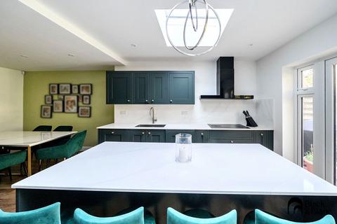 76 Park Road, Beckenham, BR3 1QH