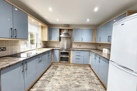 12 Hatford Close, Tyldesley, Manchester, M29 8WX