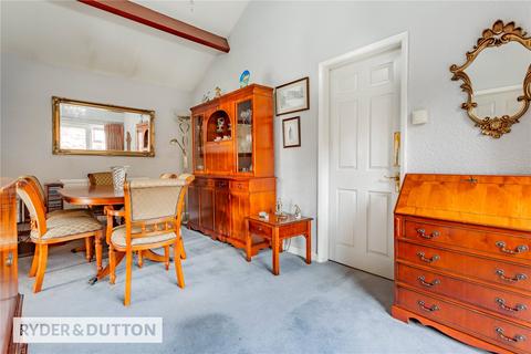 41 The Mere, Ashton-under-lyne, OL6 9NH