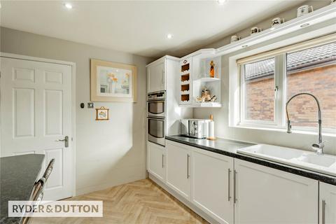 41 The Mere, Ashton-under-lyne, OL6 9NH