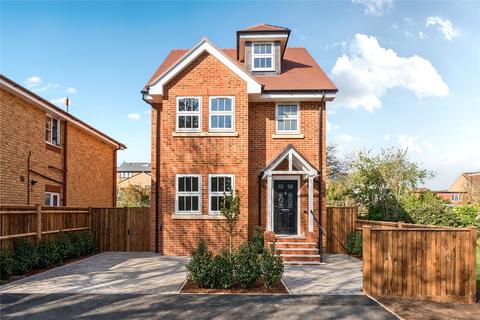 3 bedroom detached house for sale, Waterside Close, Surbiton KT6