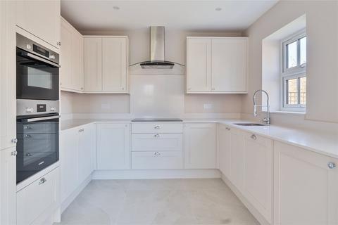 3 bedroom detached house for sale, Waterside Close, Surbiton KT6