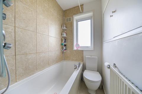 122 Ivorydown, Bromley, BR1 5EF