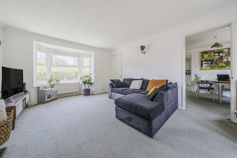 6 Bernadine Close, Warfield, Bracknell, RG42 3DU