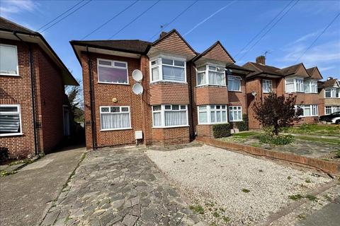 25 Amesbury Road, Feltham, TW13 5HH