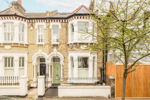 2 Forthbridge Road, London, SW11 5NY