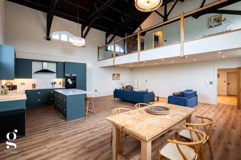 undefined, Spectacular Luxury Duplex Apartment with Balcony – Ross-On-Wye