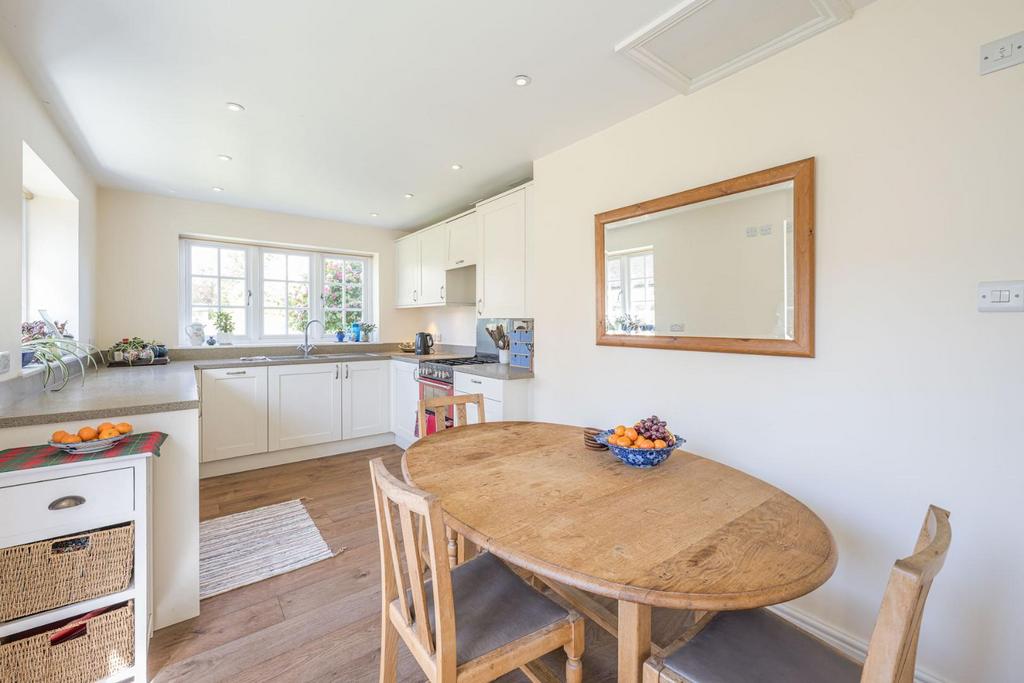 Extended Breakfast Kitchen