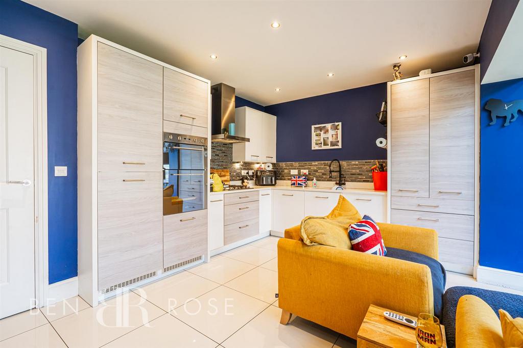 Kitchen/Lounge