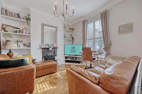 87 Westbury Road, Ilford, IG1 3BW