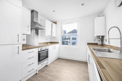 1 bedroom flat for sale, Plough Way, London, SE16