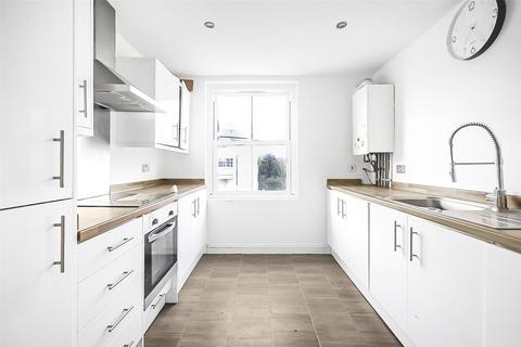 1 bedroom flat for sale, Plough Way, London, SE16