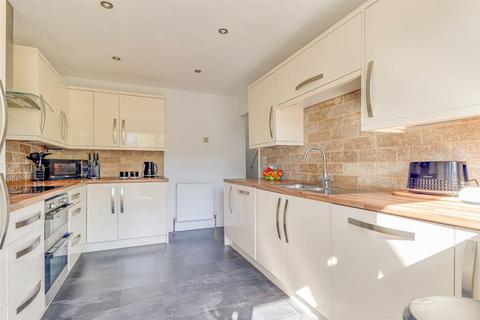 undefined, Ronald Park Avenue, Westcliff-on-Sea SS0