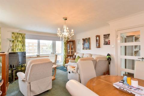 2 bedroom flat for sale, Grand Avenue, Worthing, West Sussex