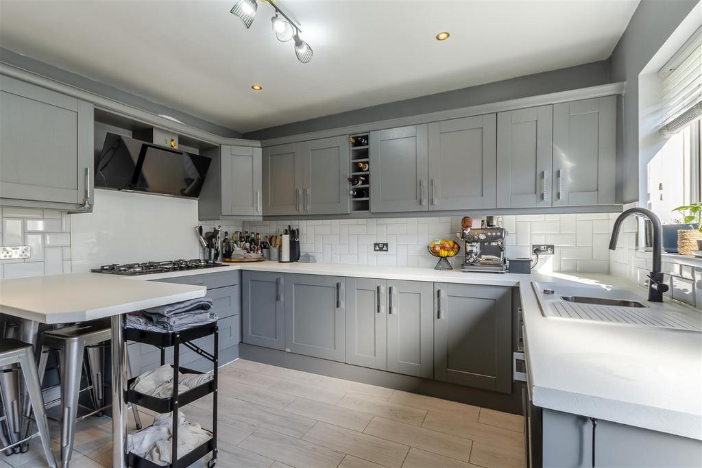 8642414-interior08.jpg