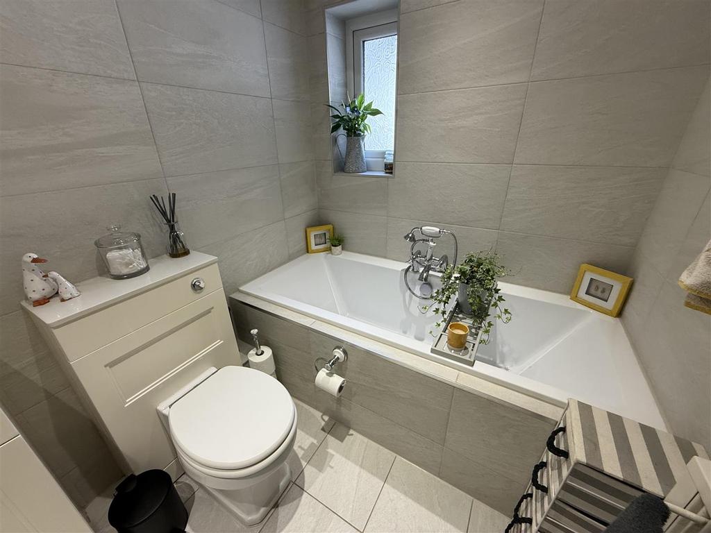 BATHROOM &amp; WC