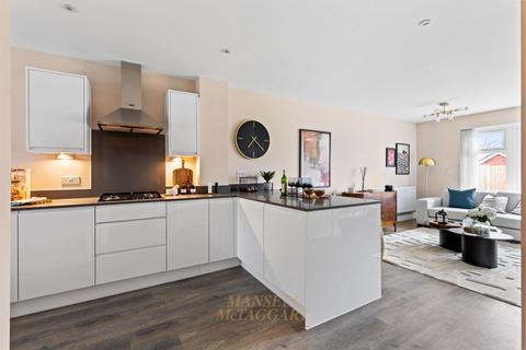 4 bedroom link detached house for sale, Steers Lane, Crawley RH10