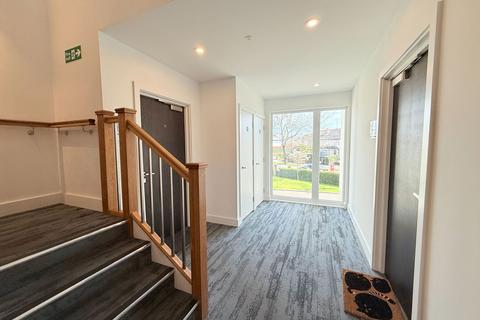 2 bedroom flat for sale, Loxley Court, Baldwins Lane, Hall Green