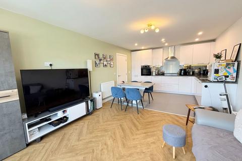 2 bedroom flat for sale, Loxley Court, Baldwins Lane, Hall Green