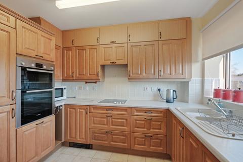 2 bedroom retirement property for sale, Brook Court, Burcot Lane, Bromsgrove, B60 1AD